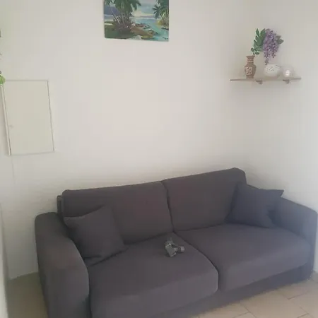 Apartment Saint Saens