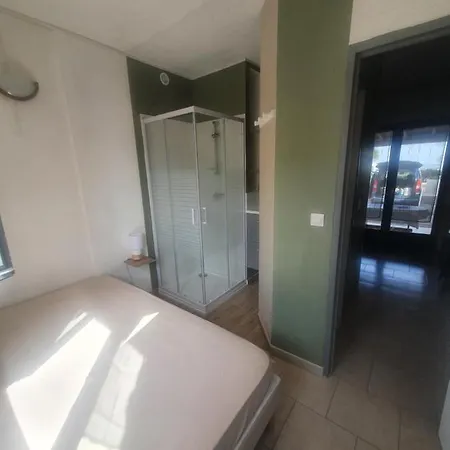 Saint Saens Apartment